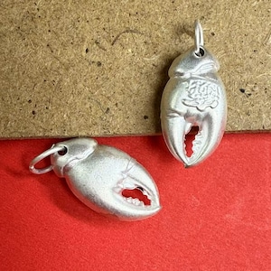 Sterling Silver Crab Claw Charm Pendant, Tropical Bracelet, Seaside Necklace, Beach Earring, Small Charm, Sea Life Jewelry, Animals Charm