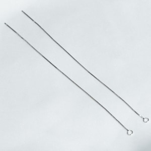 Pendiente de plata de ley con cadena tipo caja y gancho largo (70 mm, 90 mm, 110 mm).