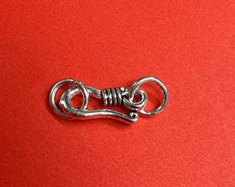 Sterlingzilveren S-haaksluiting met ringen