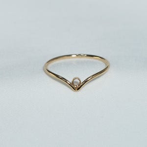 14K Gold Filled Chevron Ring, Round Bezel V Shape Stacking Ring