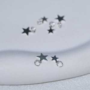 20 dijes de estrella de plata de ley, lámina de estrella brillante de 5 x 4 mm, joyería al por mayor imagen 3