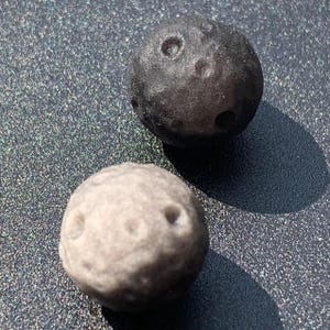 Perles d'obsidienne noire naturelle, obsidienne couleur gris argent mat, perles en forme de météorite, perle ronde aspect planète lune, perle céleste, 8 mm ~ 16 mm