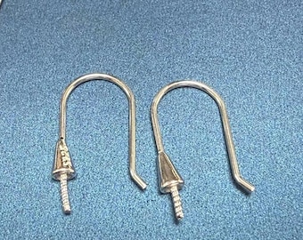 Ganchos de brinco em prata de lei em formato de U com pino de rosca, ideais para montar brincos.