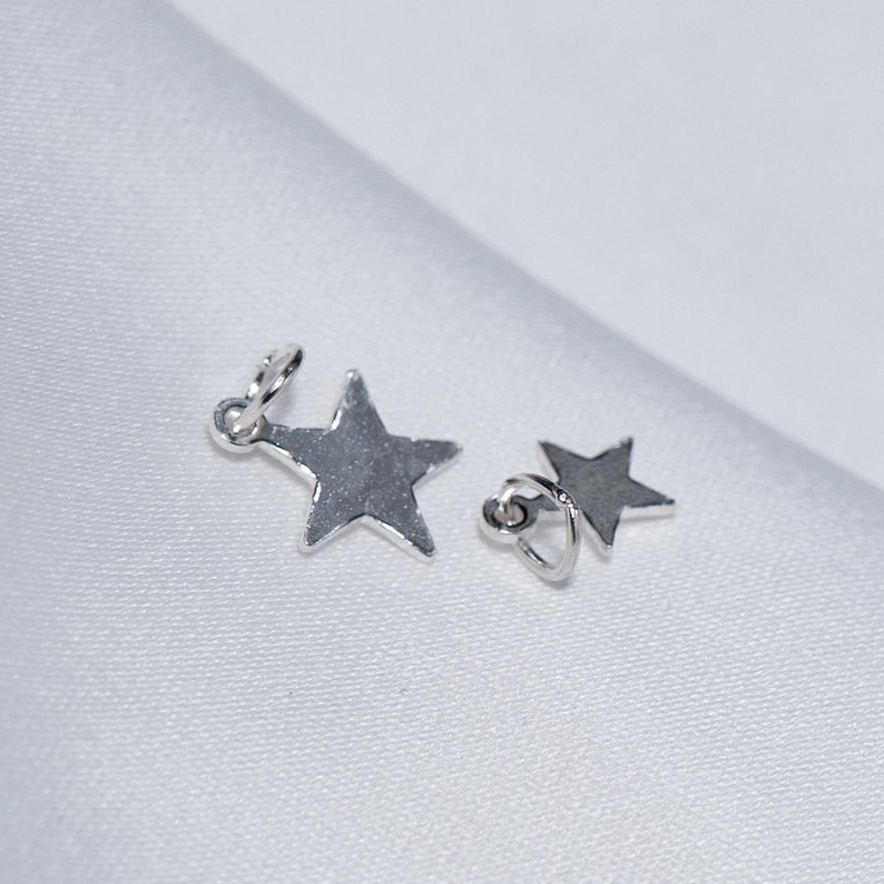 20 dijes de estrella de plata de ley, lámina de estrella brillante de 5 x 4 mm, joyería al por mayor imagen 1