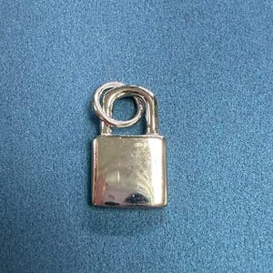 Ciondolo con lucchetto in argento sterling, bracciale con lucchetto semplice, collana con lucchetto, orecchino con lucchetto quadrato, gioielli con chiave e lucchetto, ciondolo dell'amicizia