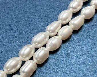 Natural Freshwater Rice Pearl Strand, White Oval Beads (4.5-5mm)