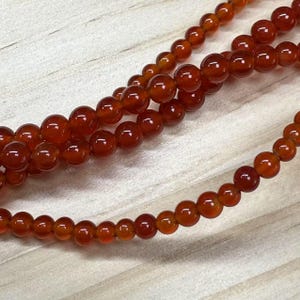 1 Strang Natürliche Rote Achat Perlen 2 mm 3 mm 4 mm 5 mm 6 mm 8 mm 10 mm 12 mm 14 mm 16 mm 18 mm 20 mm Qualität 15,5 "Armband Halskette Perlen Lieferungen