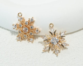 14k Vergoldete CZ Schneeflocke Charm, Weihnachten Winter Anhänger
