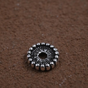 Srebrne koraliki dystansowe w kształcie kwiatów, inspirowane buddyzmem (5-10 mm)