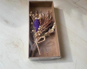 Dried flower bouquet purple