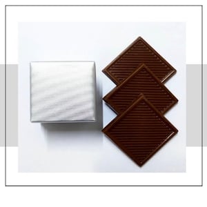 Chocolate bar Madlen Chocolate 50 pieces gold or silver 4 cm x 4 cm image 2