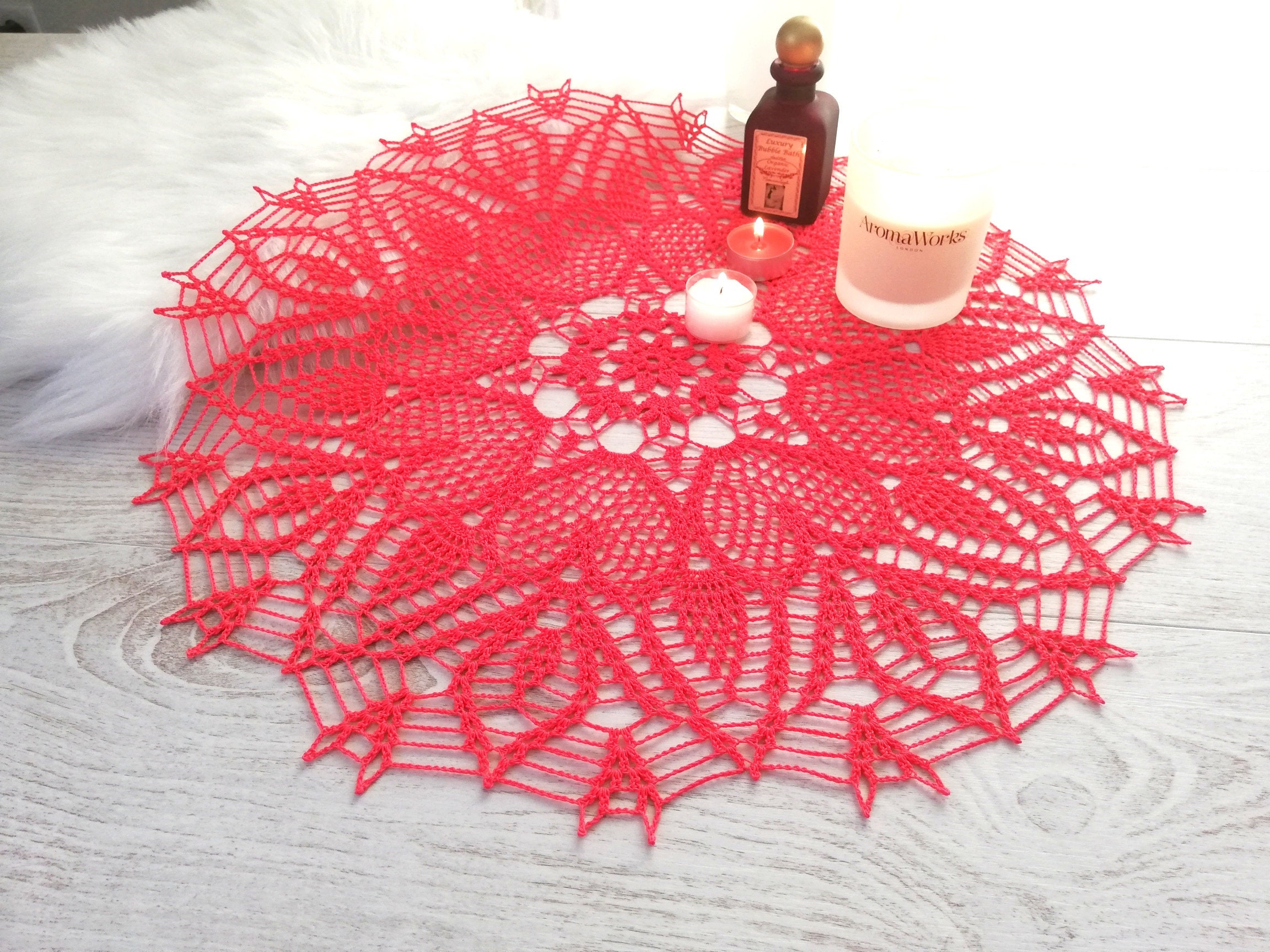 Grand Napperon Rose avec Des Coeurs 50cm, Crochet Central de Table Dentelle Cru, Grand Nappe Vif