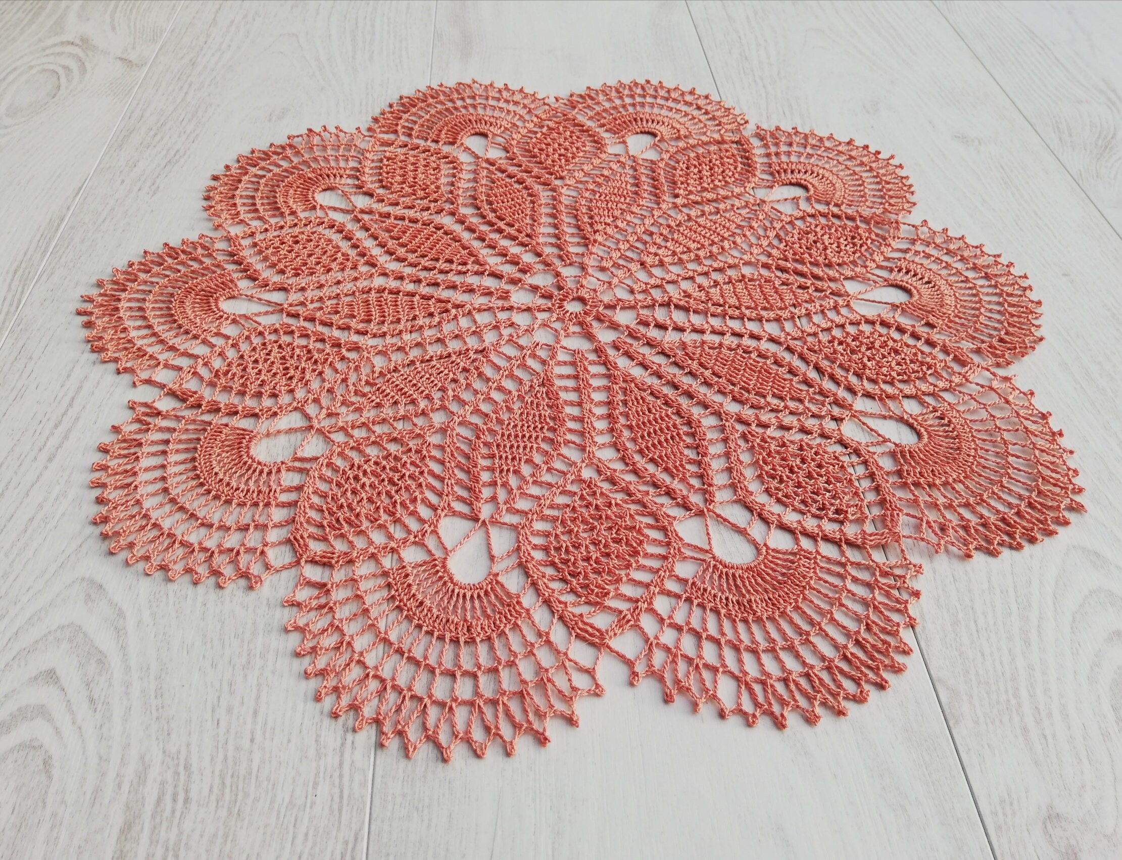 Corail Rond Clair Doily 45cm, Délicat et Très Détaillé Table Centre de Table, Nappe Rose Crochet, De