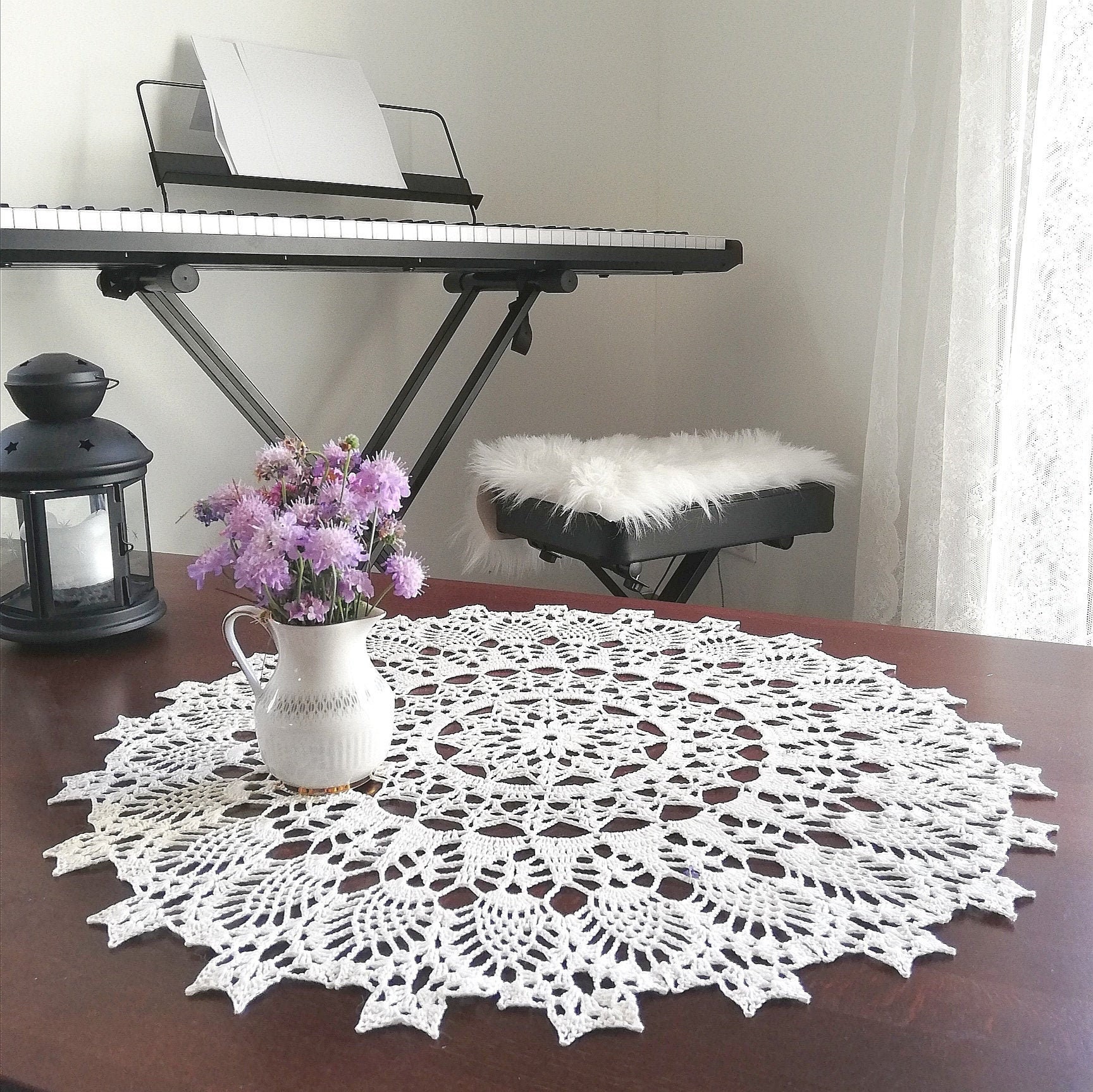 Grande Crème Doily 45cm, Délicat Fait à La Main en Coton Crochet, Décor de Table Dentelle Vintage Bl