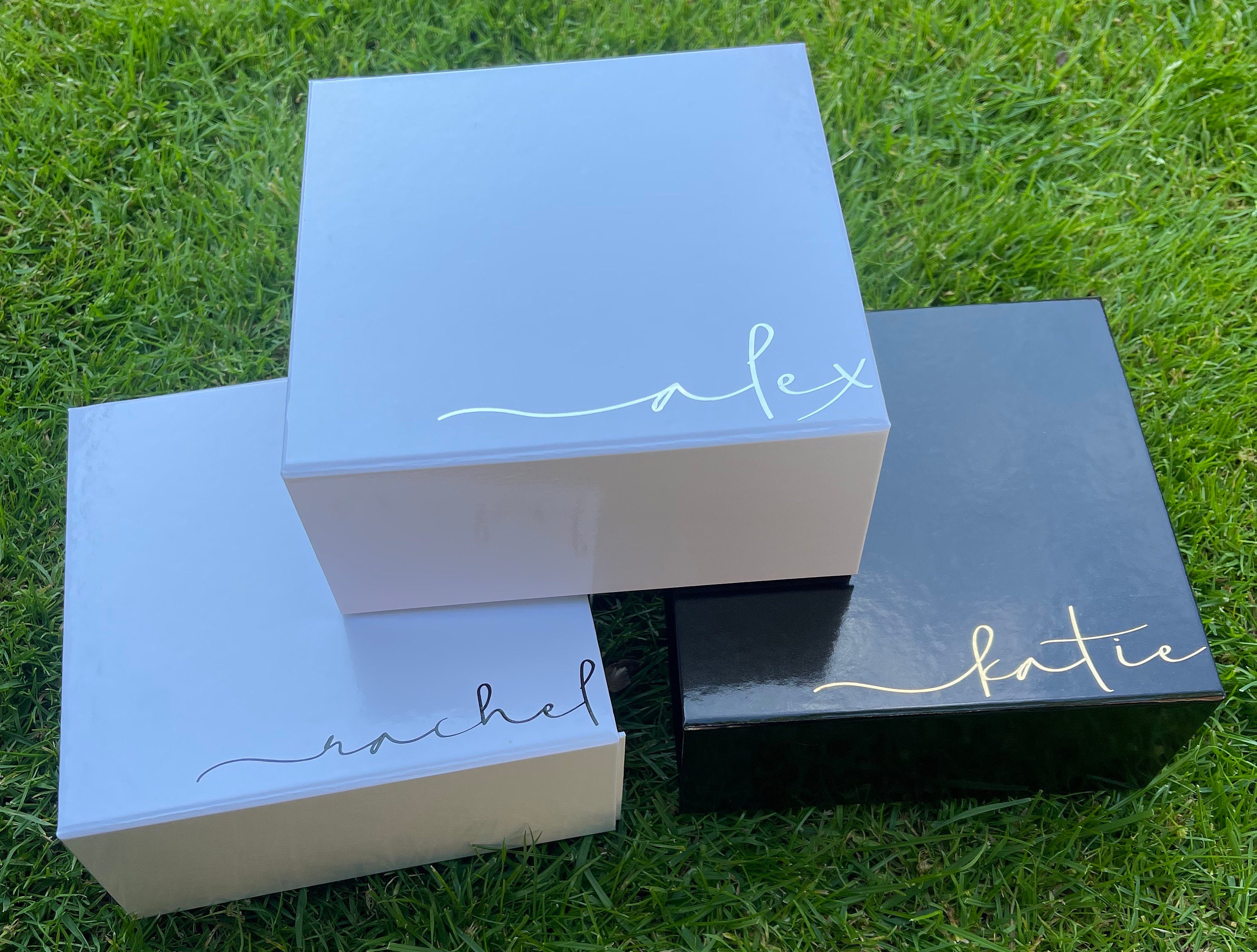 Louis Vuitton LV Empty Large Gift Box ( 16'' x 12'' x 2.1'') Magnetic  Closure
