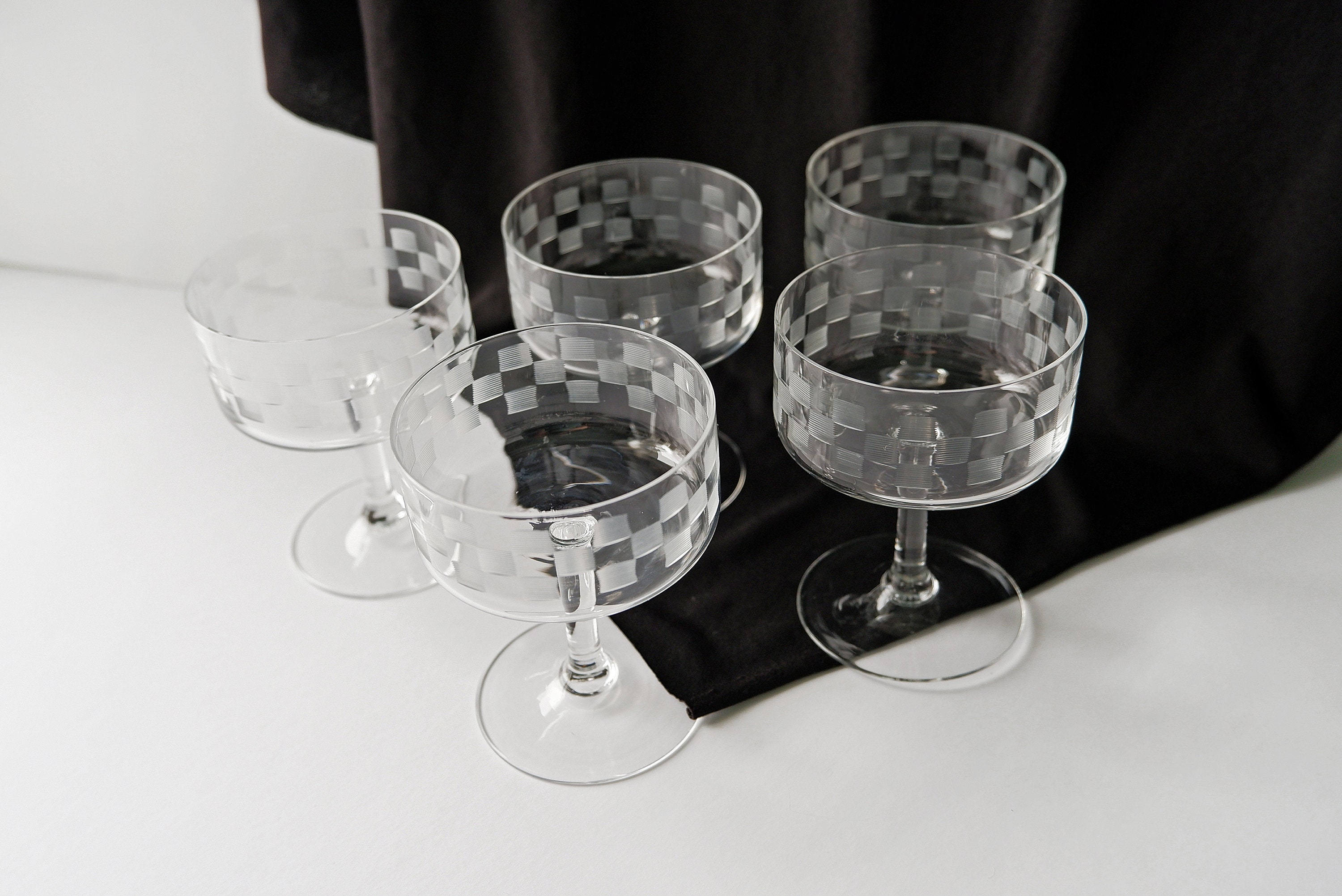 Short Stem Wine Glasses - Kimura's Japanese Elegance