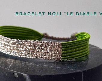 Hand-woven bracelet: The “Green Devil”, in green silk and silver thread.