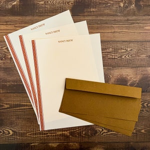 Juego de papelería con membrete de Nancy Drew / Hojas de papel y sobres / Nancy Drew Girl Detective / Juego de escritura de cartas / Suministros para correspondencia y amigos por correspondencia