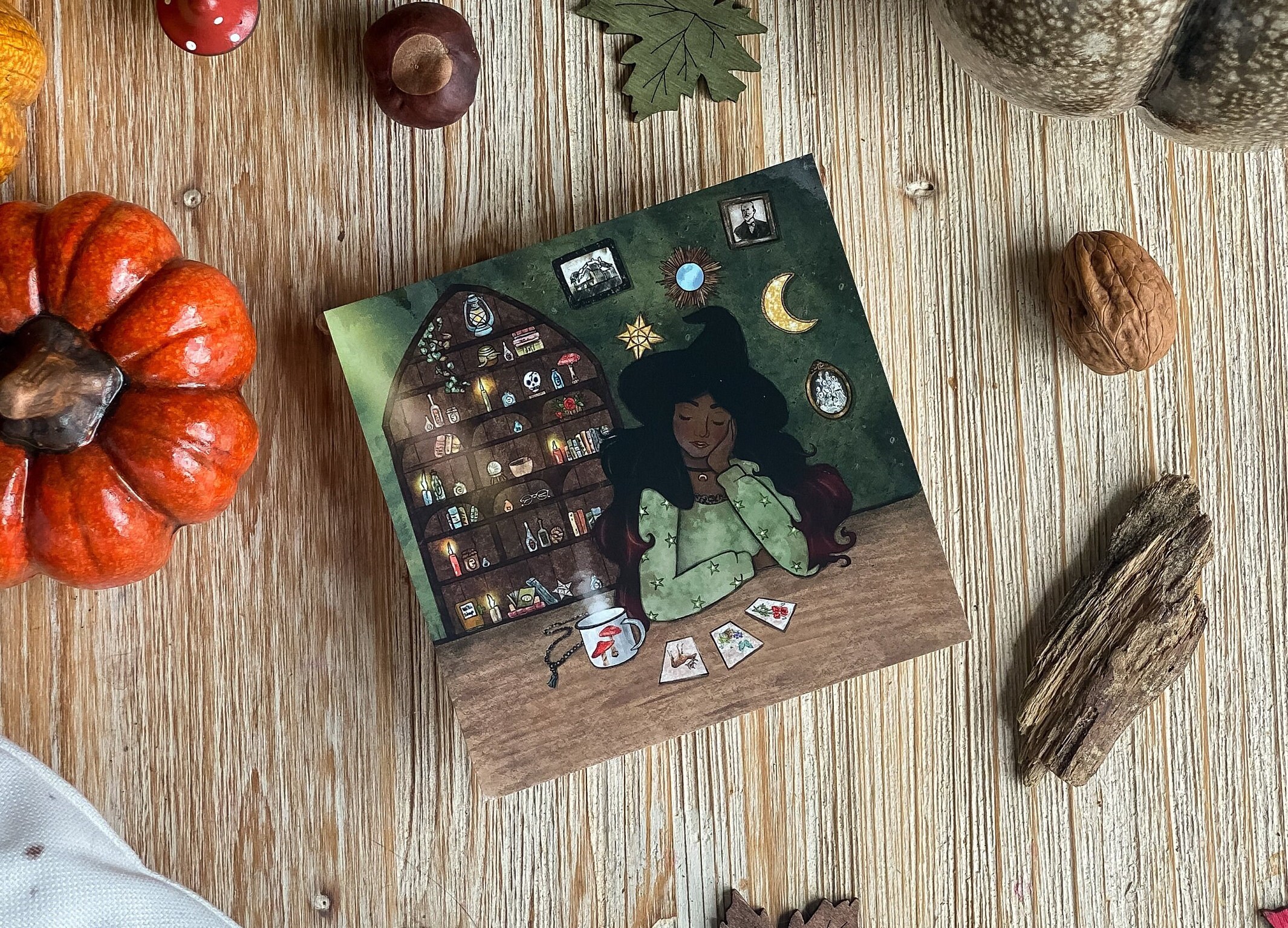 Sorcière Herboriste Black | Cottage, Carte de Voeux Saison, Illustrée, Halloween, Impression d'art, 