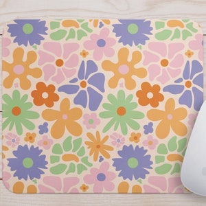 Mousepad Funky Retro Flower Design - Personalizable with name - Perfect for the office, home, as a gift - Ideal for Valentine's Day