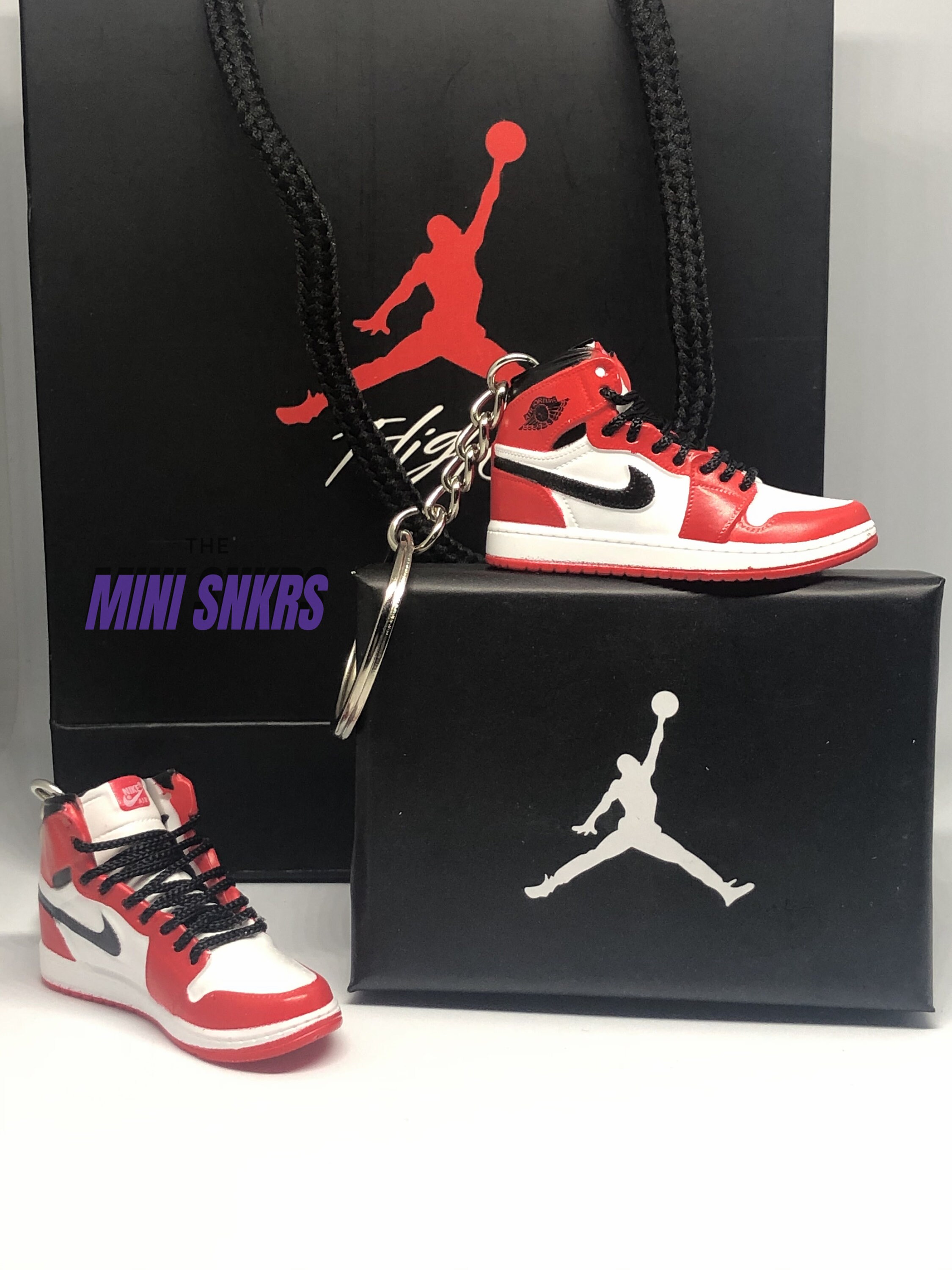 mini jordan shoe keychain