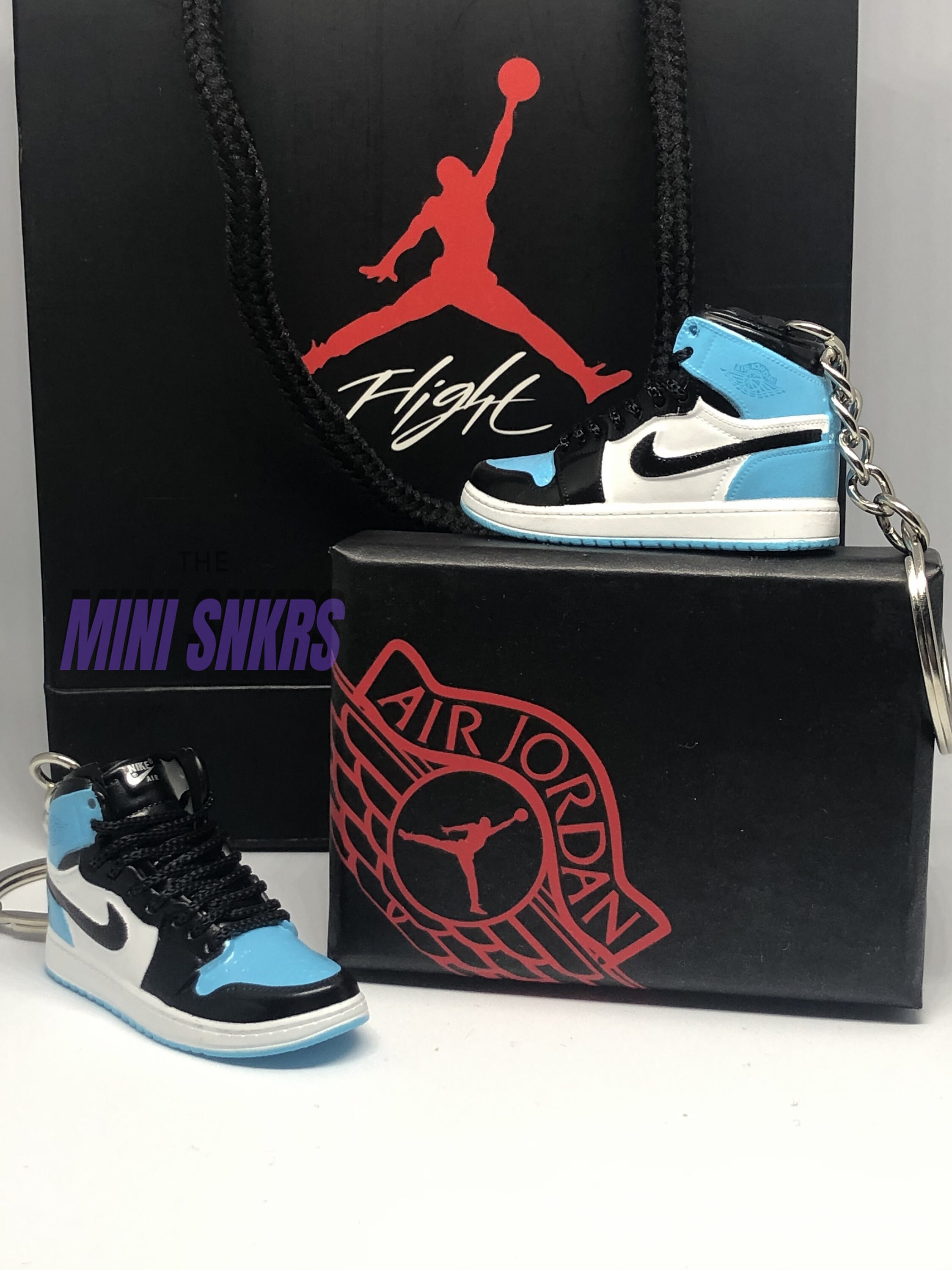 mini jordan shoe keychain