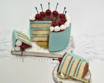 Handmade Miniature Layer Cake – Vanilla & Chocolate, 1:12 Dollhouse Food