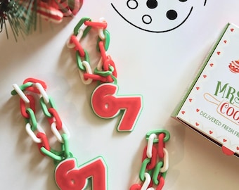 Six Seven Elf Hype Chain | Funny Christmas Elf Accessory