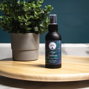 Lichen + Labdanum Room Spray 4oz (Oakmoss, Lavender & Amber)