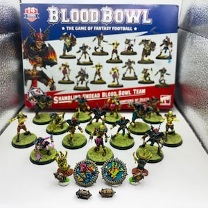 Equipo de Blood Bowl de terror nigromántico de Warhammer Fantasy de Games Workshop: ¡Los ladrones de la cripta de Wolfenburg! ¡¡UN TRABAJO DE PINTURA INCREÍBLE!!