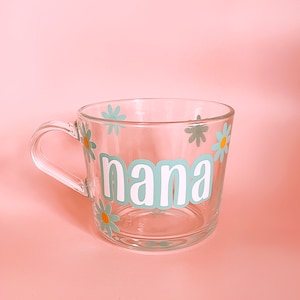 Personal Daisy Mug | Mum Mug | Grandma Mug | Nana Mug | personalised Mug | Tea | Coffee | Glass Mug Gift