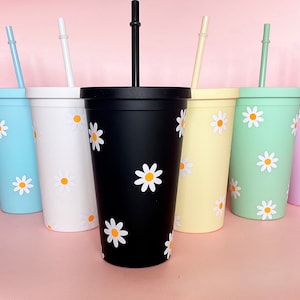 Reusable Plastic Cups with Straws & Lids -Casewin 6Pcs 24oz Bulk Straw  Tumblers Cold Drinking Iced Coffee Water Cup / Cute Colorful Travel Party  Cup