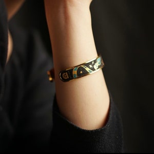 Hand-Drawn Leather Cuff Bracelet: Artisan Stainless Steel Jewelry