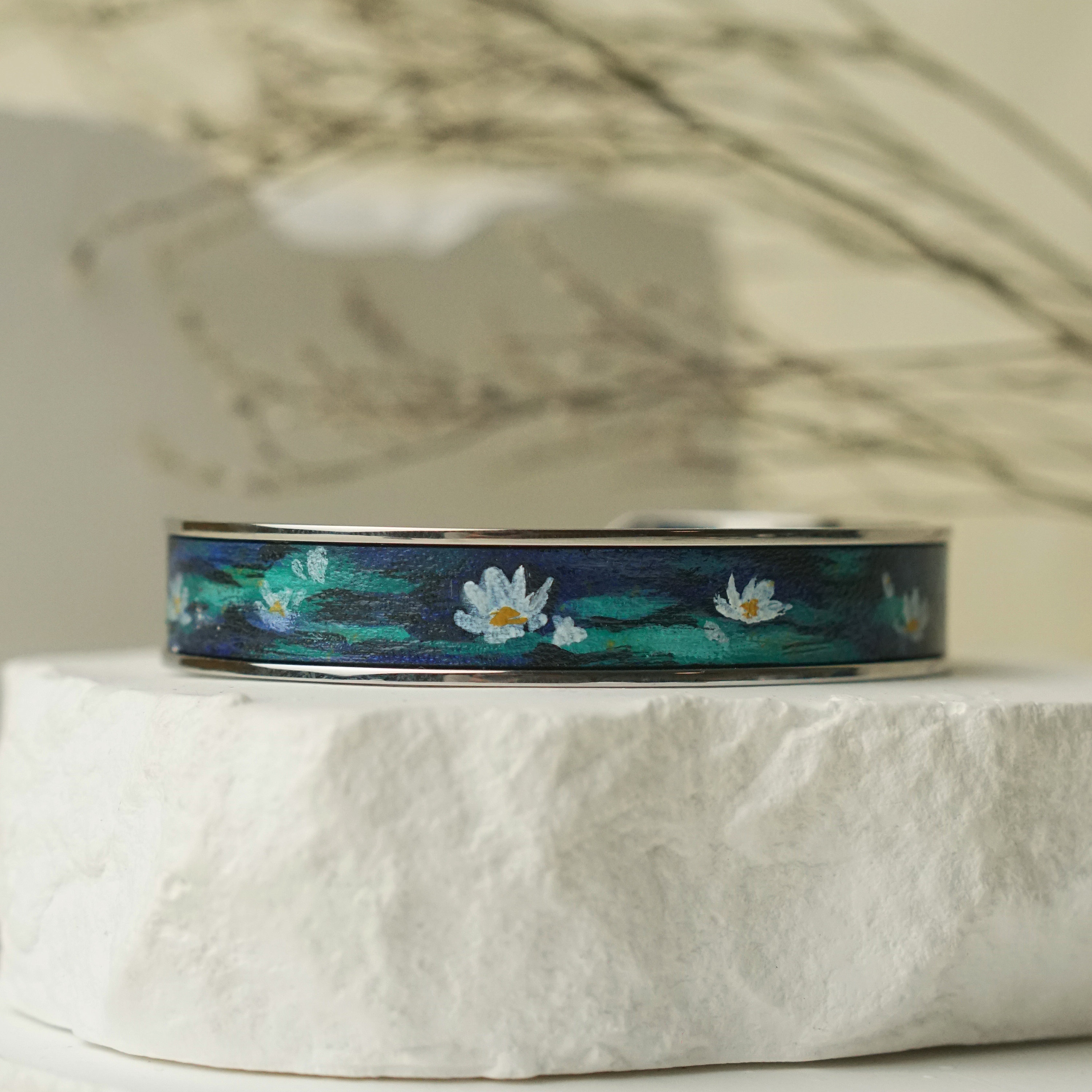 Bracelet Manchette Vintage Signé MONET - Métal Doré - Occasion Avec Micro-rayures
