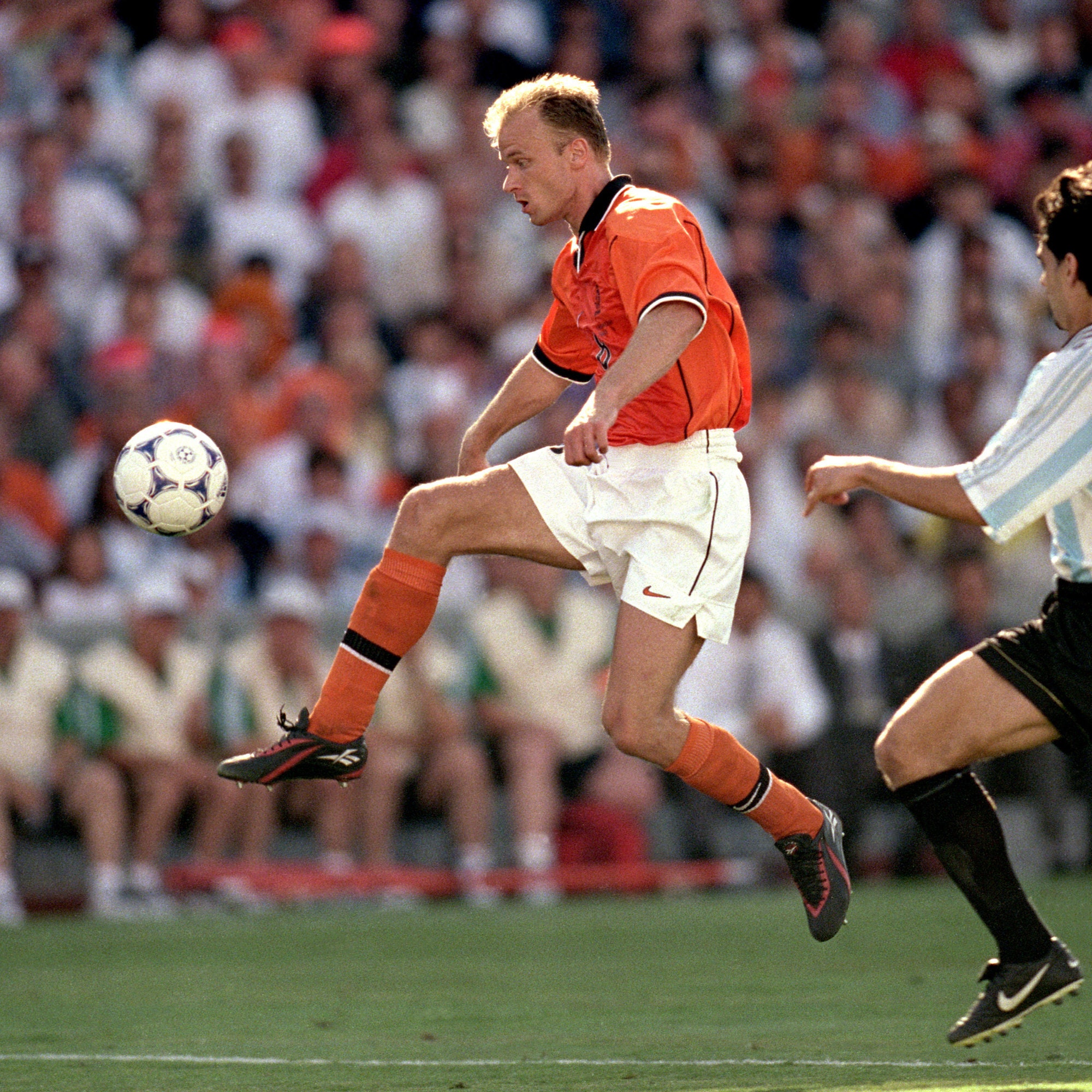 オランダサッカー「Wij Houden Van Oranje」シャツ！レトロなオランダ 