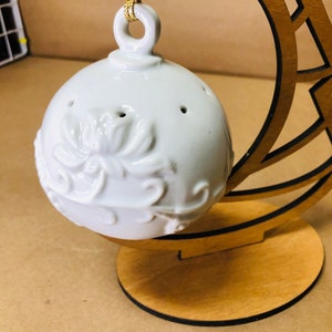 Christmas Store/ Ceramic Christmas Ornament/ Ceramic potpourri ornament