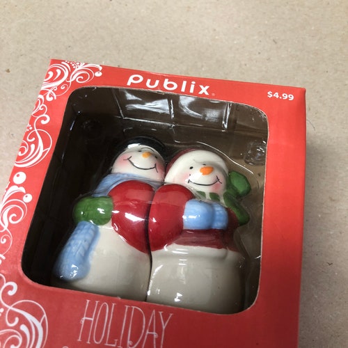 Salt and Pepper Shakers Snowmen Etsy