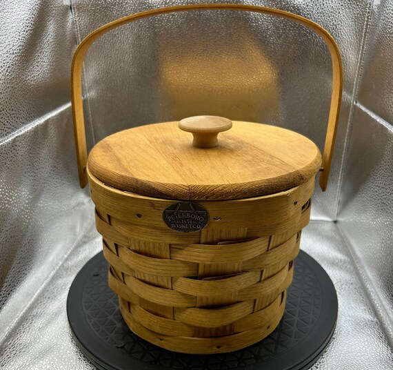 Peterboro Basket Company/basket With Handle and Plastic Liner/ Ice