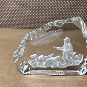 Hunter with dogs frosted crystal sculpture/Father&#39;s Day Gift /Hunter