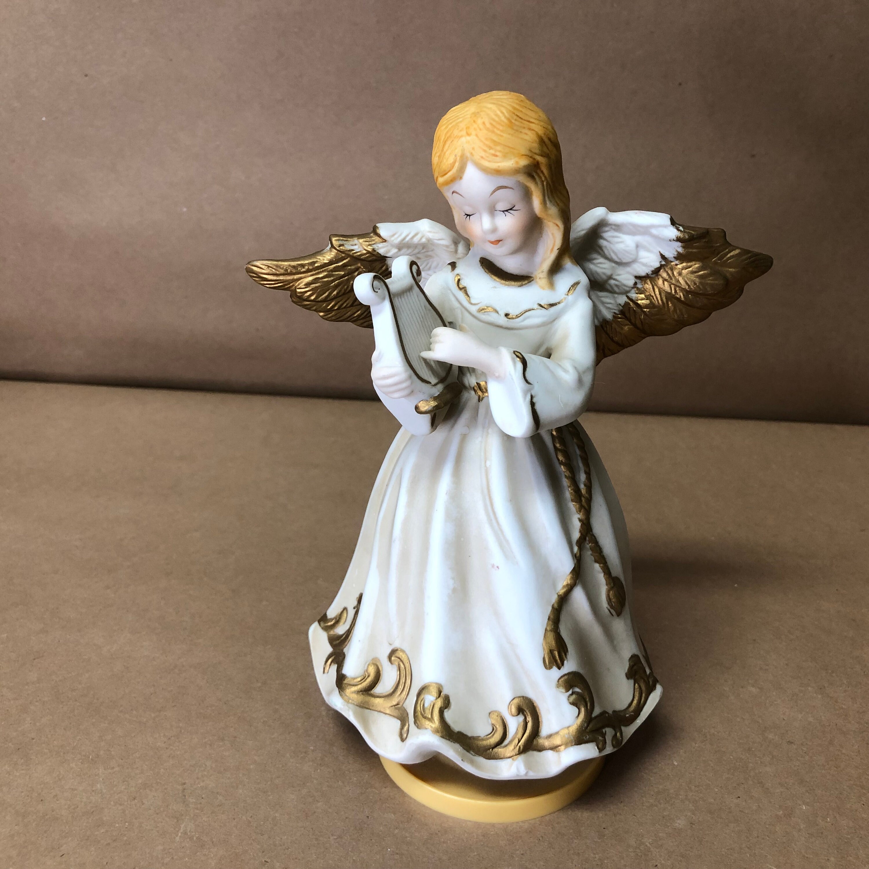 Angel music box campestre.al.gov.br