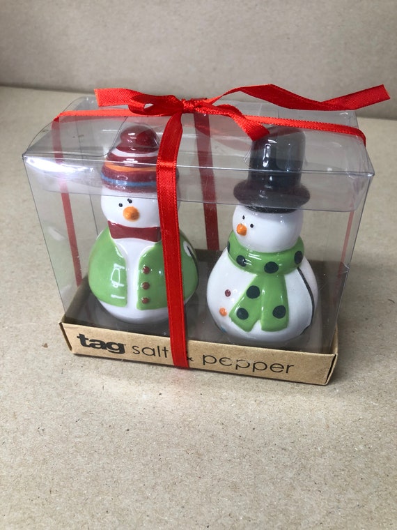 Tag: Salt and Pepper Shakers