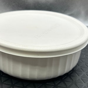 Corning Ware/24 ounce/ French White Round Bowl with Plastic lid/ Bowl with lid image 2