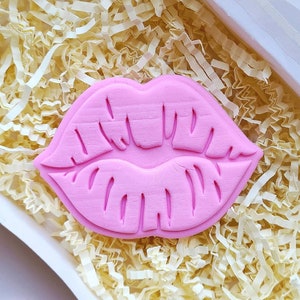 Lips Fondant Stamp | Valentine Fondant Cookie Stamp| Cupcake Embosser| Fondant Embosser| Cookie Debosser| Cookie Stamp| Lips Cookie Cutter