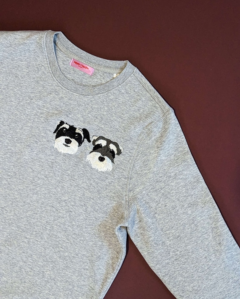 Embroidered Pet Portrait Sweatshirt Custom | Custom Embroidered Pet Portrait Jumper | Christmas Gift | Personalised Gifts