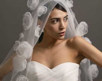 Wedding veil, modern wedding veil, long wedding veil with decor, long veil with flowers, two-tiered veil with train| Tamari Veil