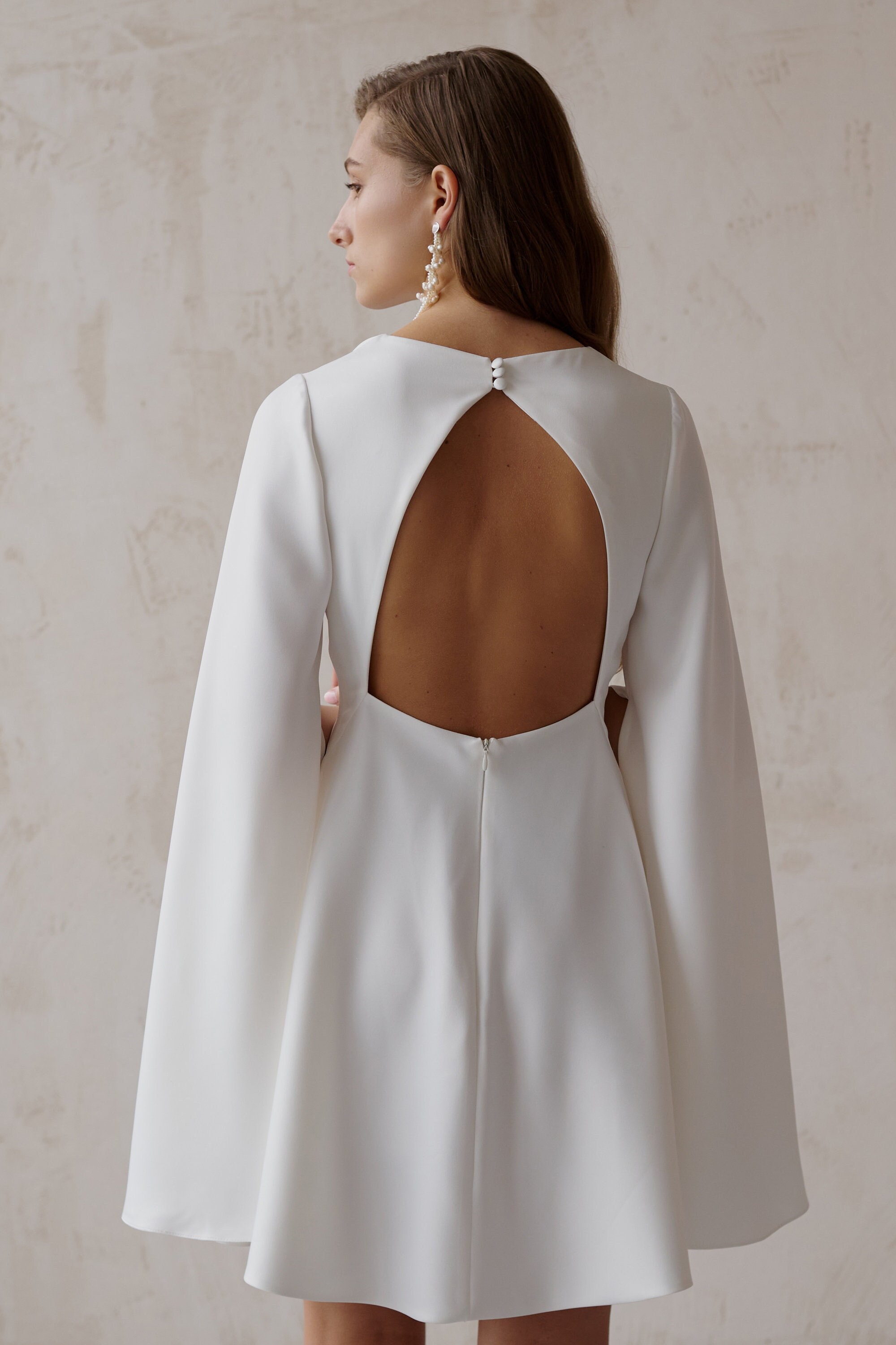 White Darla Keyhole Bodysuit  Bodysuit, Jersey fabric, Long sleeve
