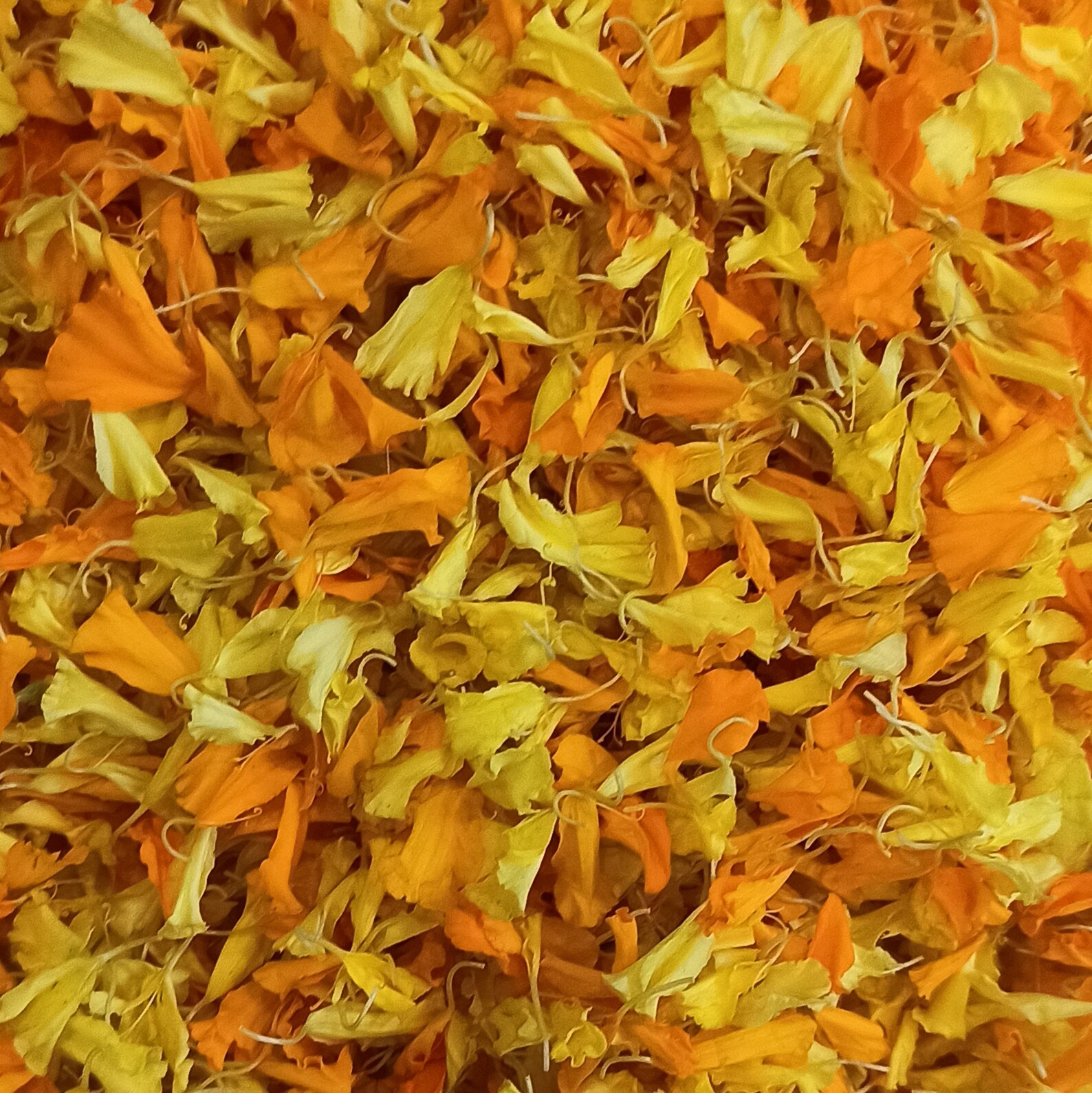 Dried calendula/ marigold petals Etsy