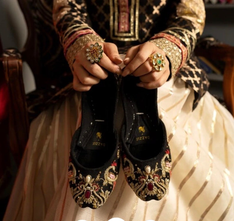 Handmade Royal Velvet Khussa, Gold Indian Juttis, Bridal Footwear image 3