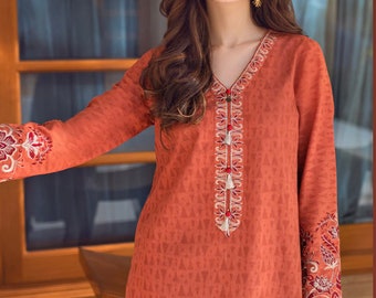 Ethnic Elegance,Handmade kurta trouser sets for Stylish Pakistani Fashion and Traditional Clothing