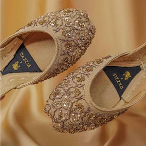 Anchal Gold Bridal Khussa - Gold Punjabi Juttis - Handmade Raw Silk shoes - Velvet lining - Wedding & Party Footwear